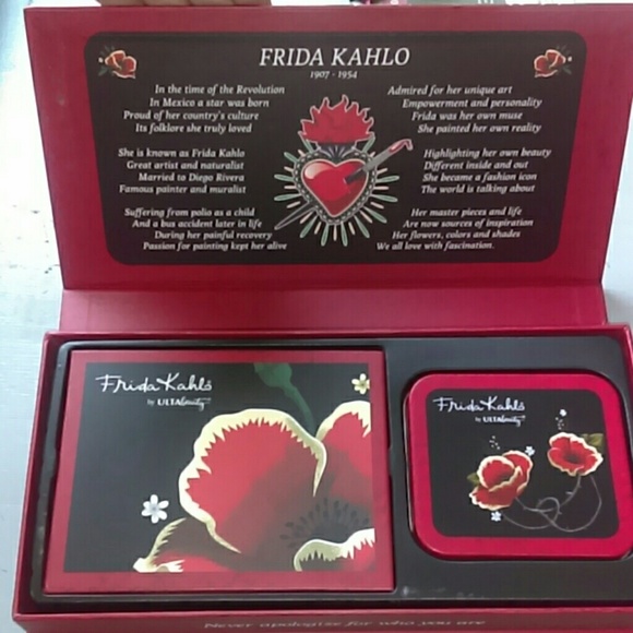Frida Kahlo Collector's Box - Picture 6 of 8